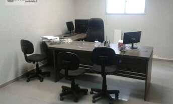 Imagem 6: Galpão com estrutura para sede de construtora