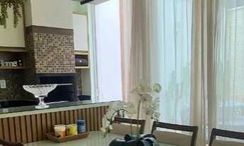 Imagem 2: Casa de condomínio térrea para venda possui 200 metros quadrados com 3 quartos