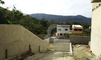 Imagem 2: Apartamento com 2 dormitórios à venda, 62 m² por R$ 160.000 - Itapeba - Maricá/RJ