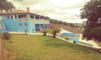 Imagem 2: Ótima oportunidade! Chácara com 03 dormitórios, piscina, churrasqueira, linda vista. Aceit