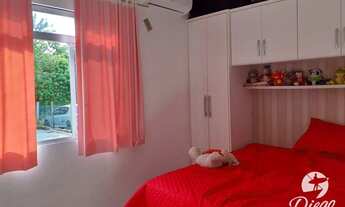 Imagem 3: 3 Casa com 7 dormitórios ao todo à venda por R$ 640.000 - Praia da Ferrugem - Garopaba/SC