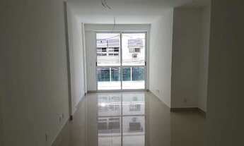 Imagem 4: Vila Isabel, frente com varandão, 03 qts,suite e banheiro de serviço. 01 vaga