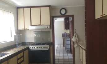 Imagem 7: Casa de condomínio para aluguel e venda possui 360 metros quadrados com 4 quartos