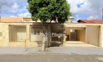 Imagem 2: Casa com 3 dormitórios à venda, 270 m² por R$ 790.000,00 - Jardim Acapulco - Londrina/PR