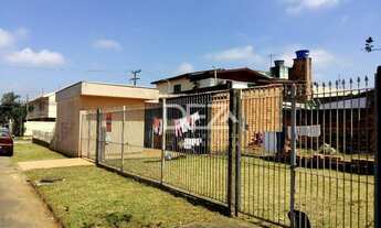 Imagem 7: Excelente localização, casa com terreno amplo de esquina, a venda em Cachoeirinha/RS