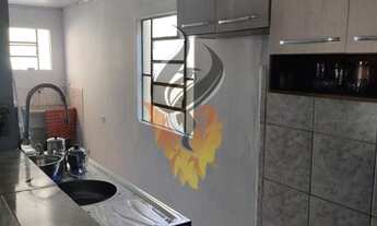 Imagem 2: Casa para Venda em Curitiba, Uberaba, 2 dormitórios, 1 banheiro