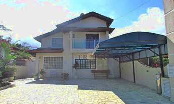 Imagem: Casa com 6 dormitórios à venda, 330 m²