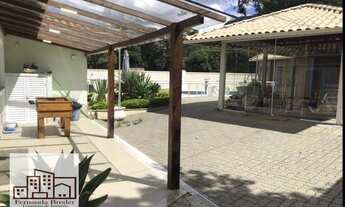 Imagem: Casa para venda tem 380 metros quadrados