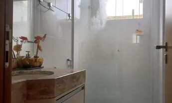 Imagem 4: Belíssimo apto Garden/ térreo, mobiliado 2/4, em cond. em Lauro de Freitas