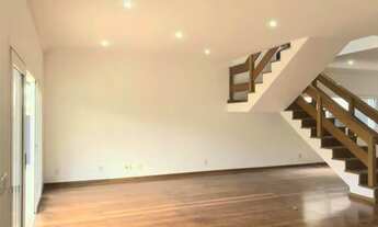 Imagem 3: Casa de condomínio para aluguel tem 360 metros quadrados com 4 quartos