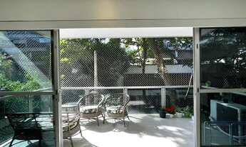 Imagem 4: Reformadíssimo apartamento para venda tem 136 m² com 3 quartos em Lagoa - Rio de Janeiro