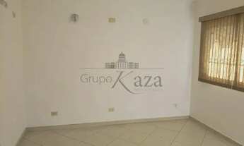 Imagem 4: Casa - Conjunto Residencial Trinta e Um de Março - 3 Dormitórios - 150m²