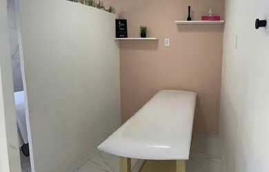 Imagem 6: Locação de Clínica de Estética possui 30 metros quadrados com 4 ambientes localizada em Sh