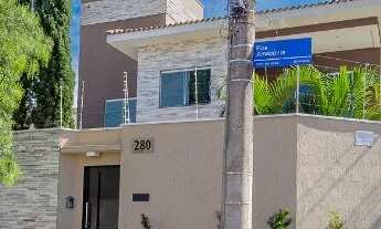 Imagem 2: Ótima oportunidade de adquirir uma casa espaçosa e confortável no Jardim Botânico!