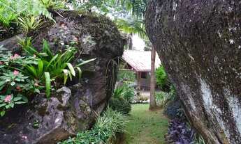 Imagem 5: Lindíssima propriedade em Monteiro Lobato (Souza) - 3 suítes / piscina / vista / desocupad