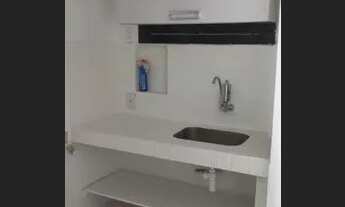 Imagem 5: COPACABANA - JORGE ALMIR - ALUGA - CONJUGADO COM BANHEIRO GRANDE E COZINHA COM ARMÁRIO