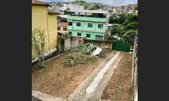 Imagem: Duas casa com área livre a venda