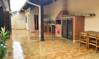 Imagem 6: VENDE Casa com 3 dormitórios