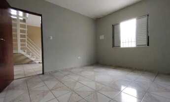 Imagem 6: Sobrado para Venda em São Paulo, Jardim das Imbuias, 6 dormitórios, 2 banheiros, 3 vagas