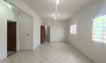 Imagem 3: CASA JARDIM COLONIAL | 4 QUARTOS | 1 SUÍTE | 1 SALA