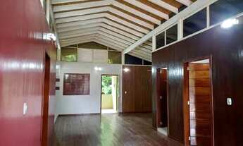 Imagem: Casa linda bem localizada