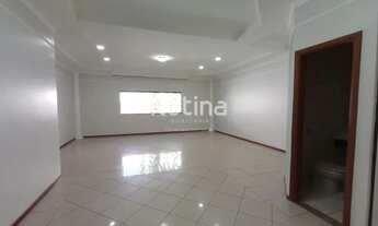 Imagem 5: Casa para aluguel, 3 quartos, 2 suítes, 3 vagas, Morada da Colina - Uberlândia/MG