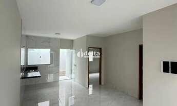 Imagem 2: Apartamento com 2 quartos sendo 1 suíte disponível para locação no bairro Shopping Park em