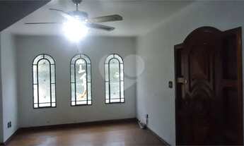 Imagem: Sobrado com 3 quartos à venda em Vila Romero