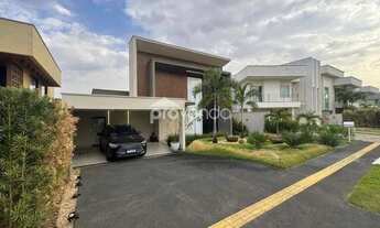 Imagem 2: CASA 4 QUARTOS, 4 SUÍTES 226m² - CONDOMÍNIO DO LAGO - GOIÂNIA - GO