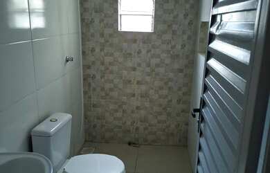 Imagem 2: Alugo Kitinete ótima localização Vila João Vaz vaga garagem segura !Somente para 01 pessoa