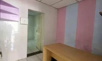 Imagem 6: Imóvel comercial na Rua Síria, 4 salas, banheiro