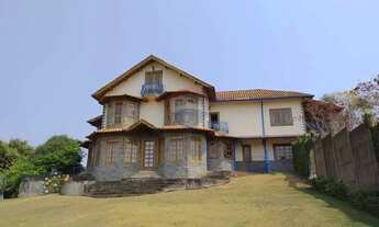 Imagem: Residência de Alto Padrão em Lambari