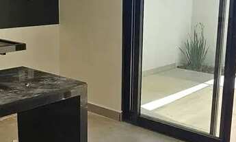 Imagem 2: Imóvel para venda tem 130 metros quadrados com 3 quartos em Kaikan Sul - Teixeira de Freit