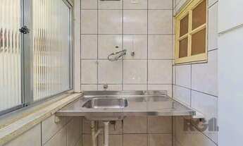 Imagem 5: Apartamento de 2 Dormitórios no bairro Auxiliadora, próximo a Plínio Brasil Milano , com 1