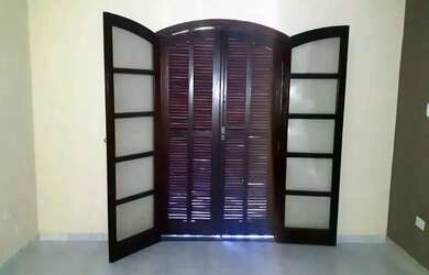 Imagem 5: Sobrado 2 quartos sendo 2 suites, uma com varanda e hidromassagem