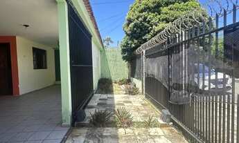 Imagem 2: CASA EM PONTA NEGRA 3/4