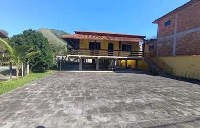 Imagem 2: Casa de 2 Quartos com Vista Espetacular no Condomínio Alpha 1