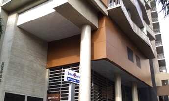 Imagem 2: Apartamento de frente para a praça