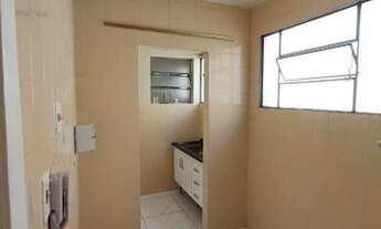 Imagem 3: Apartamento de 3 quartos e 2 banheiros com armários na cozinha e banheiro, DCE completo, 1