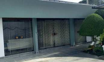 Imagem 3: Sobrado na praia