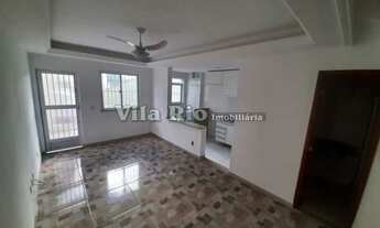 Imagem 3: Casa para venda possui 56 metros quadrados com 2 quartos em Irajá - Rio de Janeiro - RJ