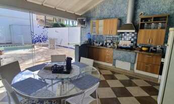 Imagem 2: Lindissima Casa a Venda com 03 dormitórios no Condomínio Fechado Flora Ville, Localizada e