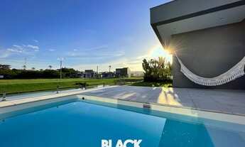 Imagem 1: Casa de Alto Padrão em condomínio fechado