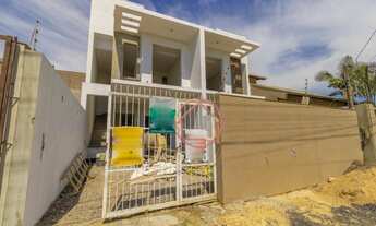 Imagem 2: Casa / 3 Dormitórios / 2 Suítes / 2 Vagas / Igara / Canoas