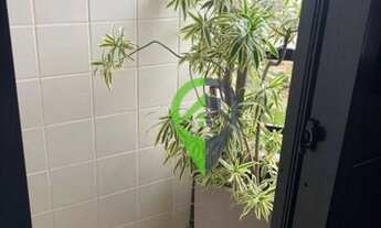 Imagem 6: Lindo Apartamento com 3 quartos sendo 1 suíte, armários, com dependência completa de empr