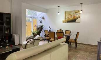 Imagem: Casa com 4 dormitórios à venda, 220 m²