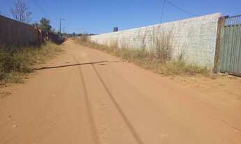 Imagem 2: Lote/Terreno para venda possui 400 metros quadrados