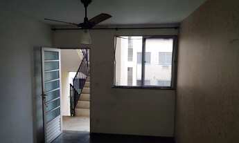 Imagem 4: Excelente apartamento (vazio) andar baixo à 5 min. (a pé) do Centro de Santa Cruz