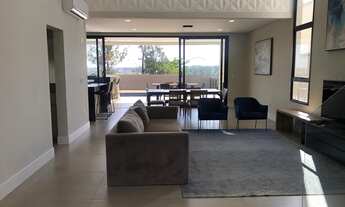 Imagem 7: Oportunidade! Sobrado Mobiliado no Swiss Park com 3 suítes