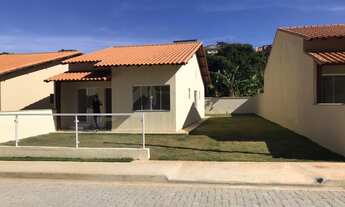 Imagem 2: Casa para venda possui 56 metros quadrados com 2 quartos em Centro - Vassouras - RJ